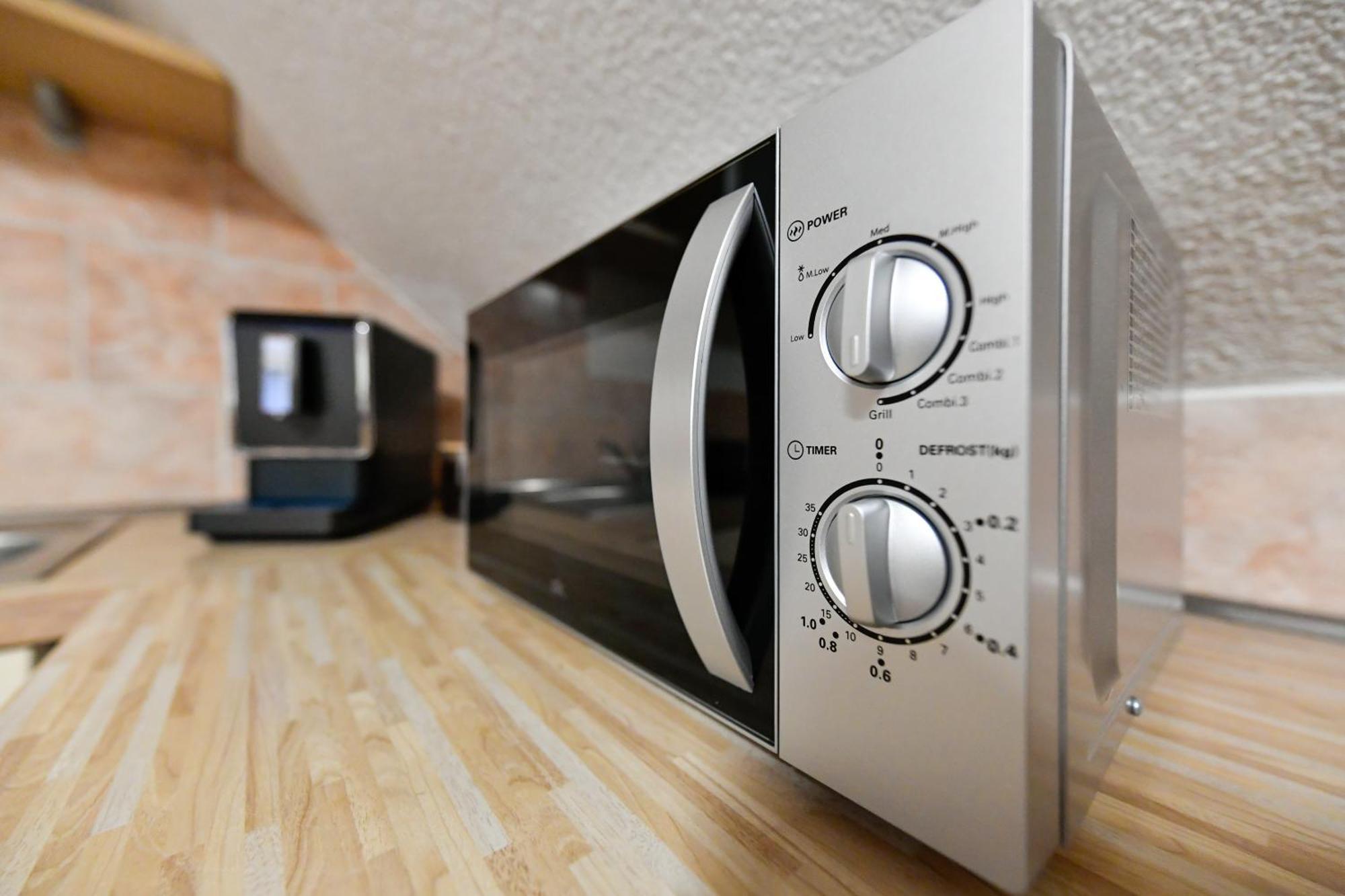 Grosses Spree Apartment, 3 Schlafzimmer Bis 10 Personen, 4X Kfz Parkplatz, Terrasse, Waschtrockner, Wlan, Netflix คอตต์บุส ภายนอก รูปภาพ